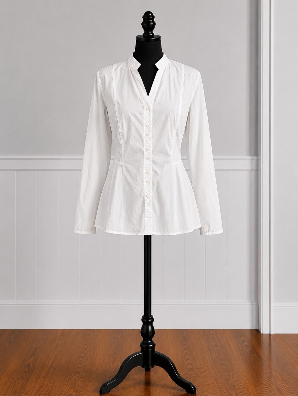 Liz Claiborne White Women's Top
